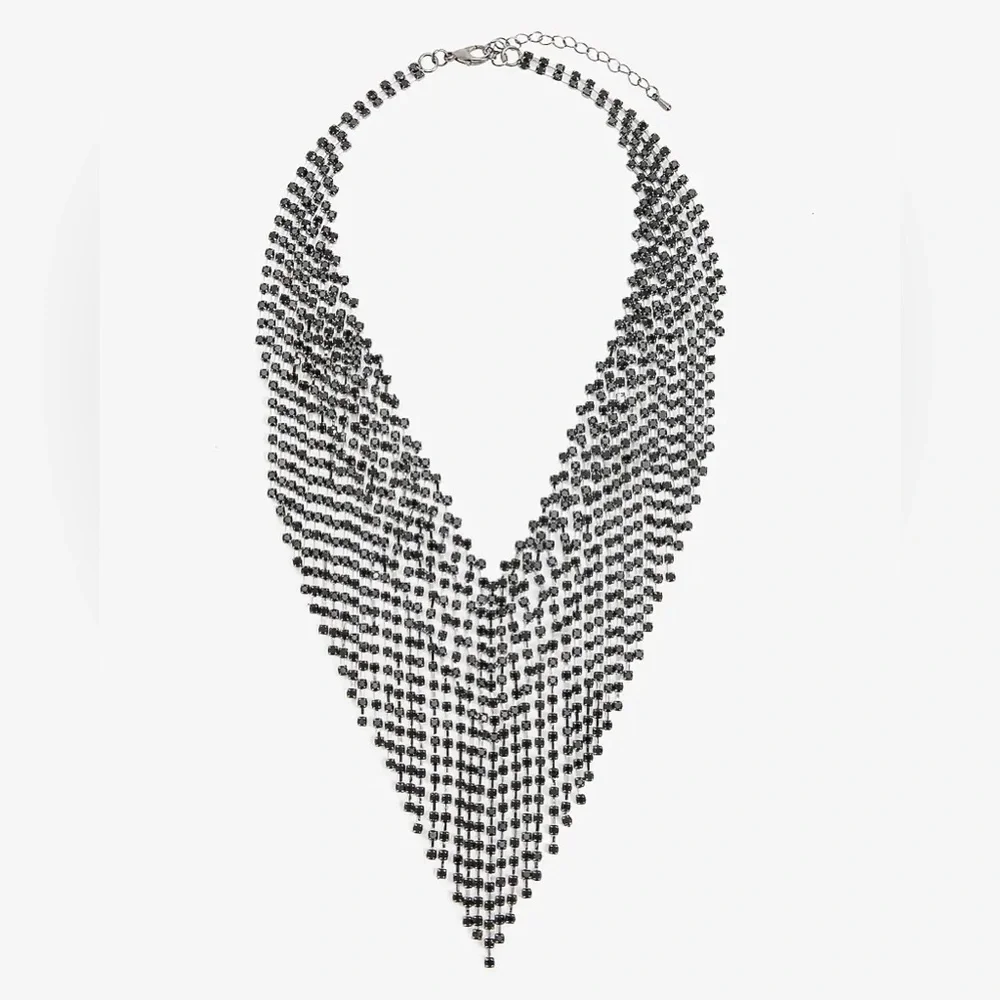 NWT Express Crystal Fringe Statement Necklace - Picture 2 of 3